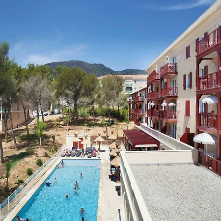 Apartamento With Balcony Terrace, Near *